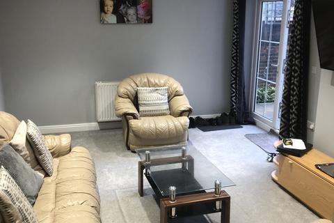 Flat 2, 16 Lowther Road, Bournemouth, BH8 8NG
