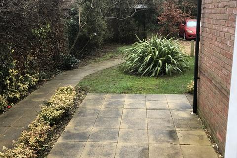 Flat 2, 16 Lowther Road, Bournemouth, BH8 8NG