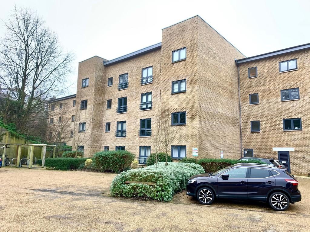 Bertram Way, Norwich 1 bed apartment £695 pcm (£160 pw)