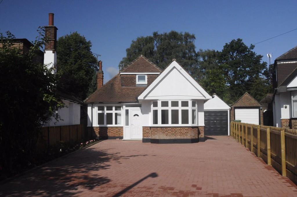 Strangeways, Watford 3 bed detached bungalow £675,000