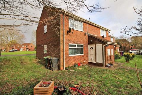 23 Weyhill Close, Wolverhampton, WV9 5RA