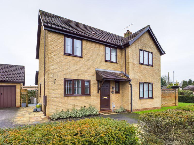 Blackbourne Road, Elmswell 4 bed detached house £400,000