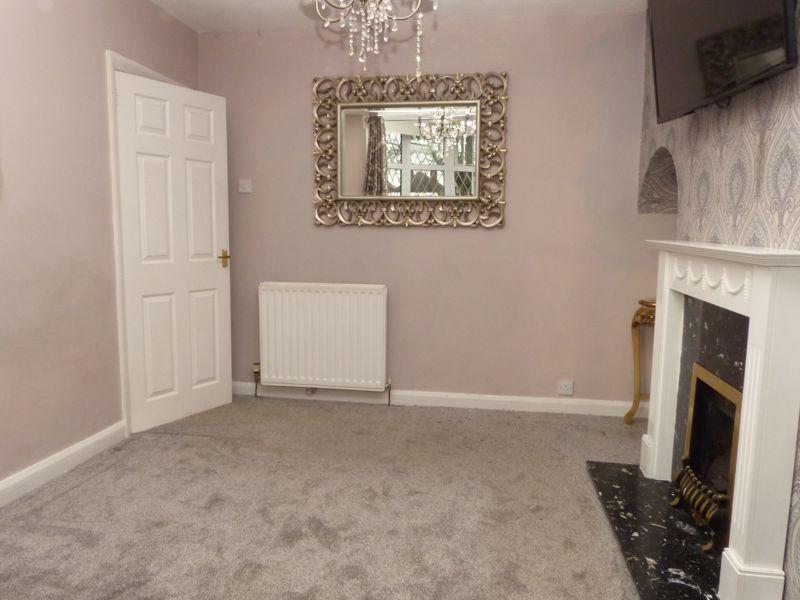 Kings Road, Sutton Coldfield B73 5AF 3 bed semidetached house £230,000