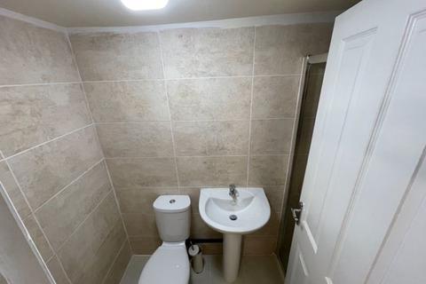 1 bedroom apartment to rent, Canal Street, Huddersfield