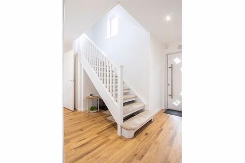 34 Beale Close, Cardiff, CF5 2RU