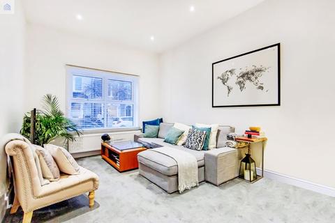 71 Howson Road, London, SE4 2AT