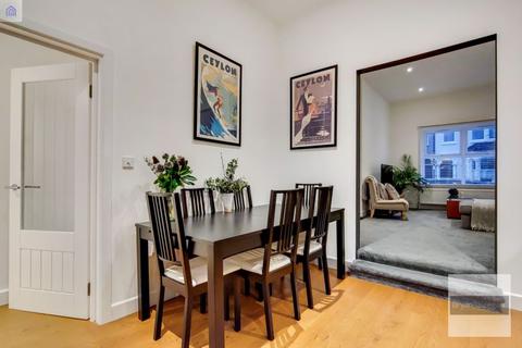 71 Howson Road, London, SE4 2AT