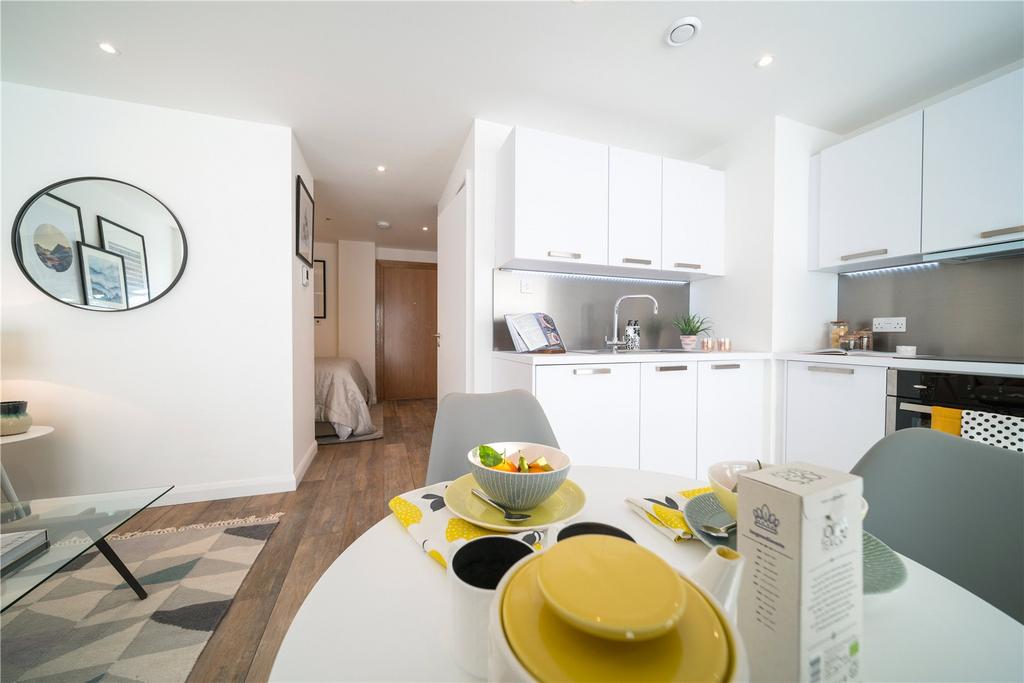 Dining/Kitchen