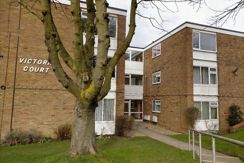 2 bedroom flat to rent, Victoria Court, Oadby