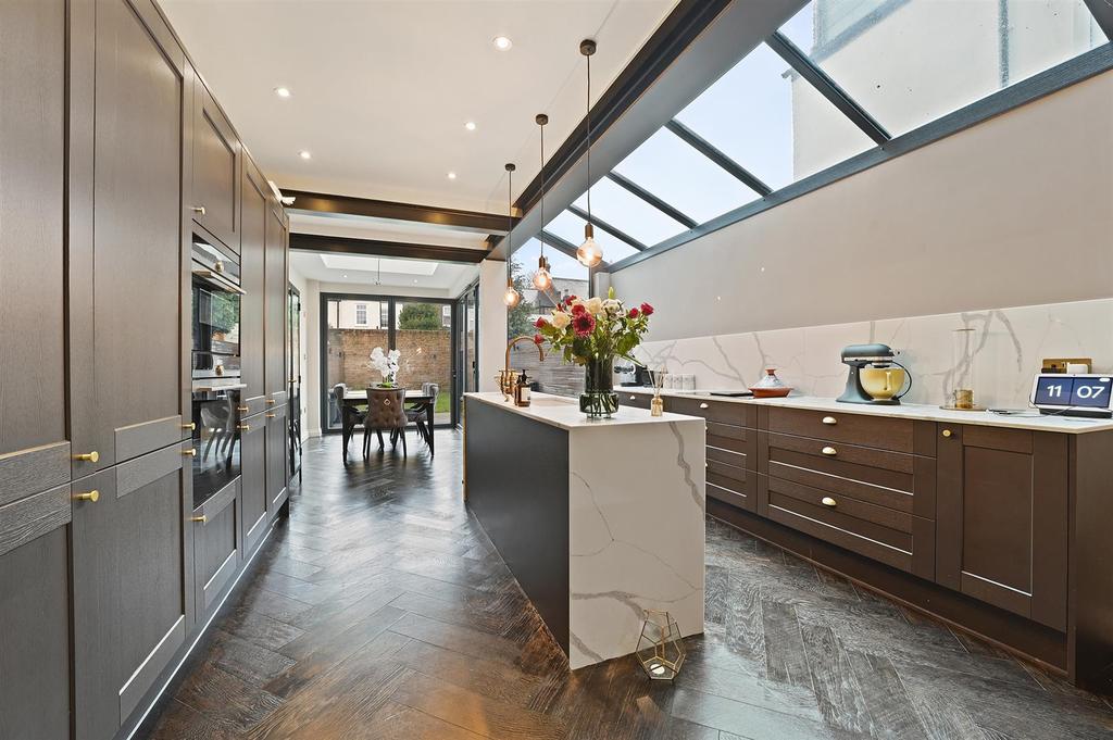 Ali Ikram-110 Walpole Road-15.jpg