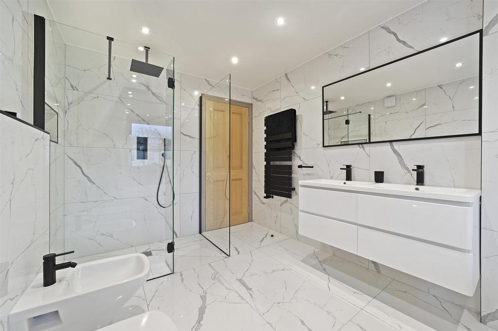Ali Ikram-110 Walpole Road-8.jpg
