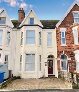 71 Cliff Road, Hornsea, HU18 1HU