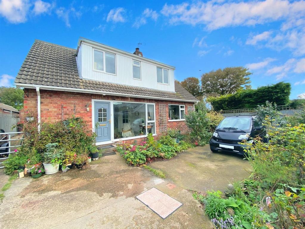 College Gardens, Hornsea 4 bed house £299,950