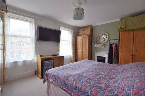 65 Albany Street, Gloucester, GL1 4NG