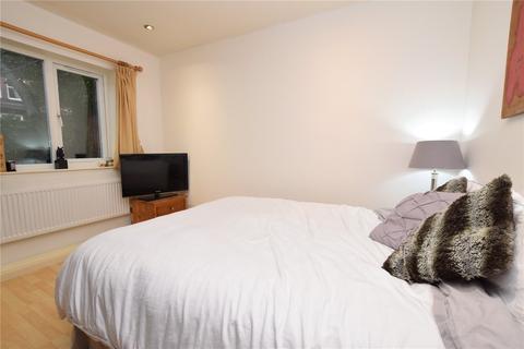 2 Delph Court, Leeds, LS6 2HL
