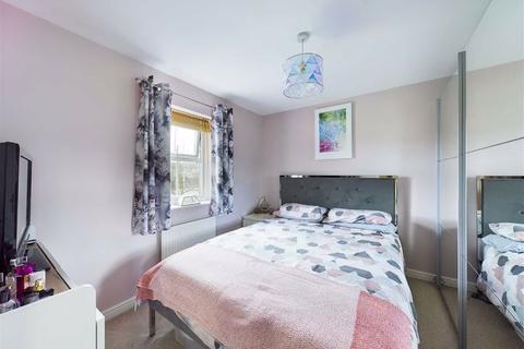 9 Bodenham Field, Abbeymead, Gloucester, GL4 5TS