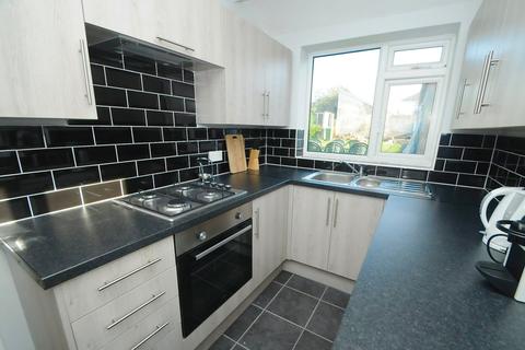 5 bedroom detached house to rent - Mossley Avenue