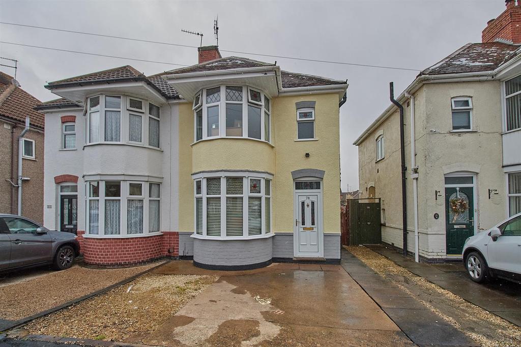 Thirlmere Road, Hinckley 3 bed semidetached house £200,000