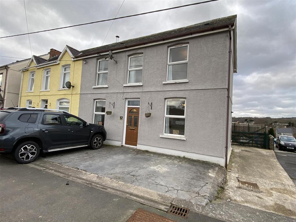 Ammanford Road, Llandybie, Ammanford 2 bed semidetached house £132,500