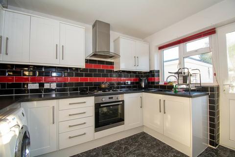 undefined, Lovely 3 bedroom home on Gussage Road