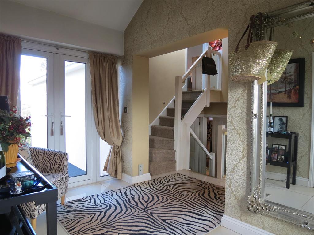 Entrance Hall: