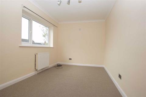 93 Hampton Road, Scarborough, YO12 5PX