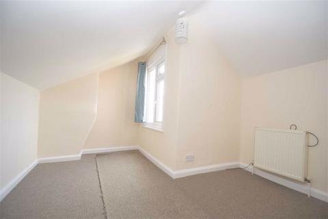 93 Hampton Road, Scarborough, YO12 5PX