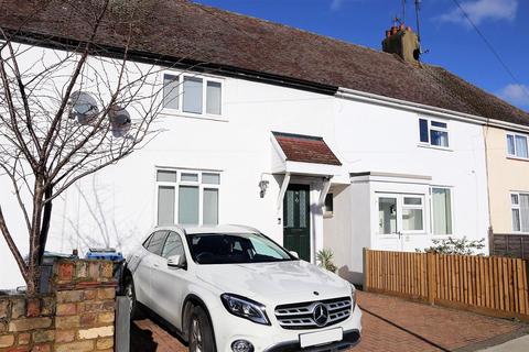 70 Fullers Avenue, Surbiton, KT6 7TE
