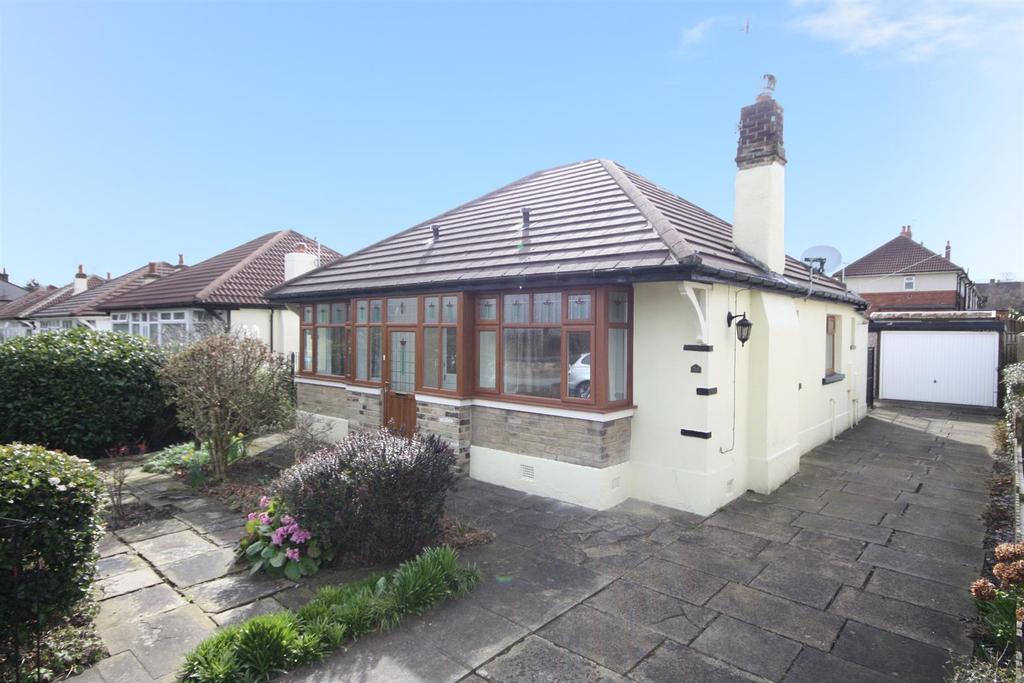 Victoria Street, Calverley 2 bed detached bungalow £295,000