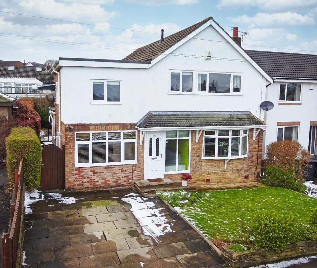 St. Margarets Avenue, Horsforth 4 bed detached house £475,000