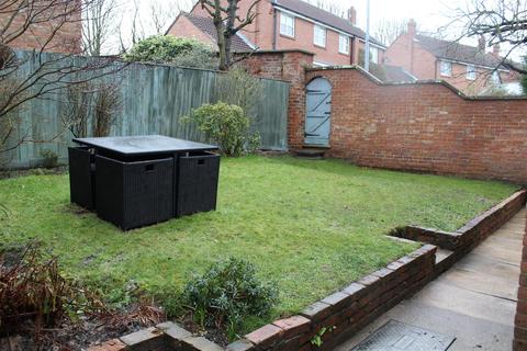 8 Eastwold, North Newbald, York, YO43 4TQ
