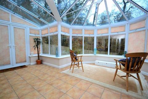 8 Aberaman, Emmer Green, Reading, RG4 8LD