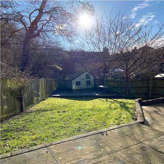 8 Aberaman, Emmer Green, Reading, RG4 8LD