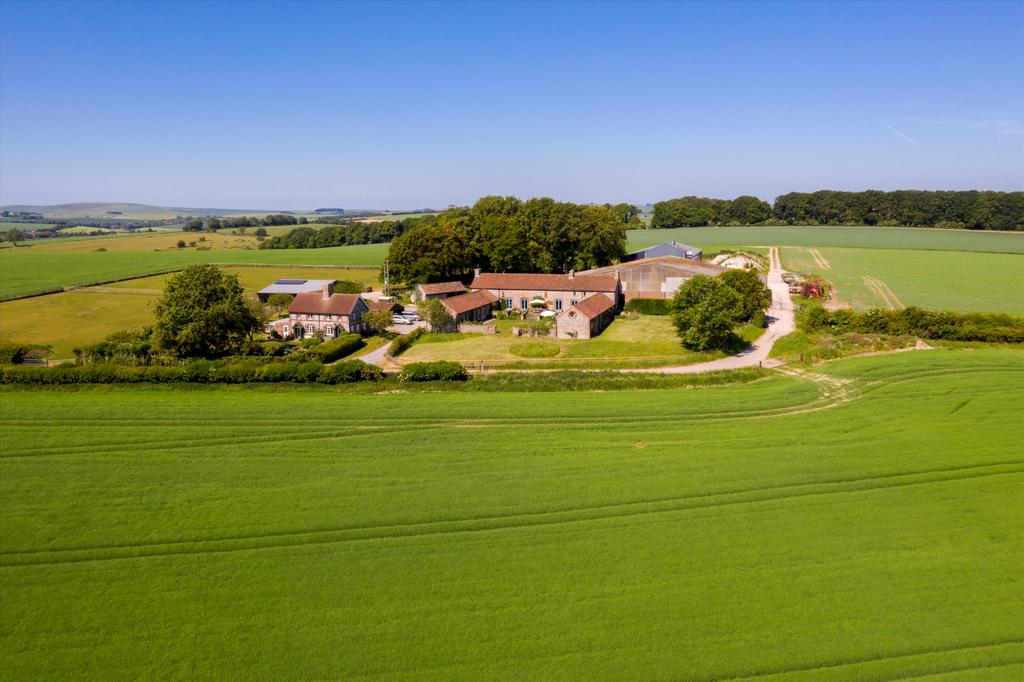 Bath Road, Fyfield, Marlborough... 7 bed detached house £1,850,000