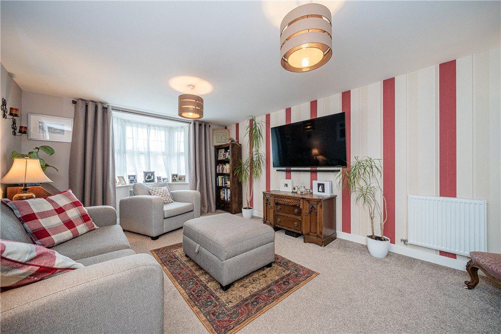 Chestnut Drive, Knaresborough 4 bed detached house £425,000