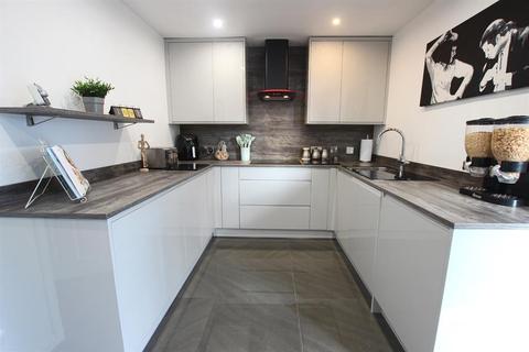 87 Delphinium Way, Lower Darwen, Darwen, BB3 0SX