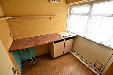 25 Florence Road, Feltham, TW13 5AN