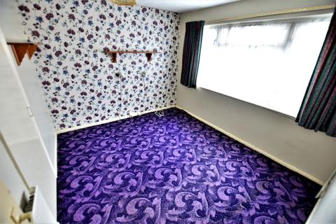 25 Florence Road, Feltham, TW13 5AN