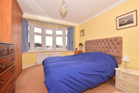 27 Hurst Close, London, E4 8DN