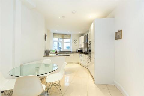 3 bedroom flat to rent, Clarence Gate Gardens, Glentworth Street, London