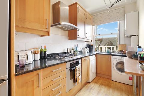 2 bedroom flat to rent, Gladys Road, West Hampstead, London, NW6