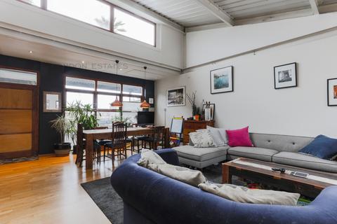 2 bedroom apartment to rent, New Crescent Yard, Acton Lane, Willesden, NW10