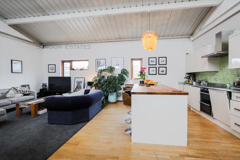 2 bedroom apartment to rent, New Crescent Yard, Acton Lane, Willesden, NW10