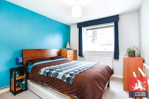 19 Reeves Road, London, E3 3PL