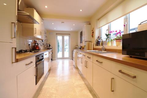 31 Balfour Road, Bromley, BR2 9SJ
