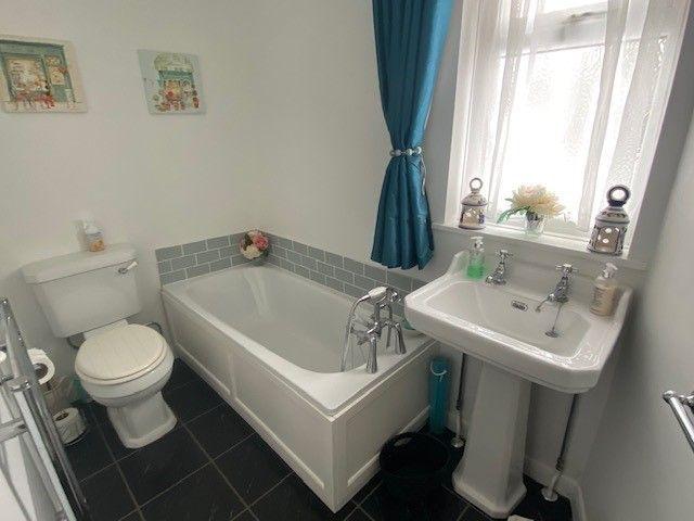 En suite bathroom
