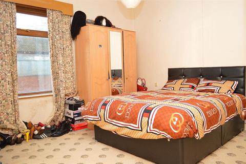 45 Crofton Street, Oldham, OL8 3DA