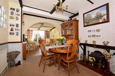 9 Meadow Walk, Wallington, SM6 7EJ