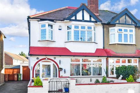 9 Meadow Walk, Wallington, SM6 7EJ