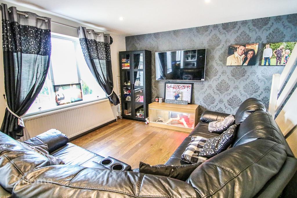 Parry Close, Bath BA2 2 bed terraced house £280,000